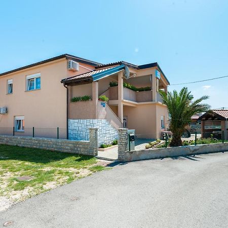 Apartments With A Parking Space Nin, Zadar - 19555 Εξωτερικό φωτογραφία